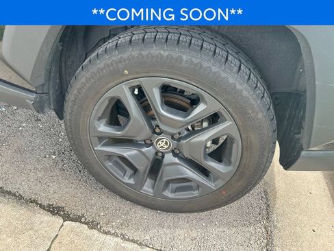 Used 2024 Toyota RAV4 Adventure AWD/4WD image 5