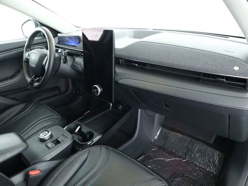 Used 2021 Ford Mustang Mach-E Premium image 24