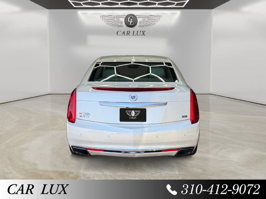 Used 2013 Cadillac XTS Platinum FWD image 4