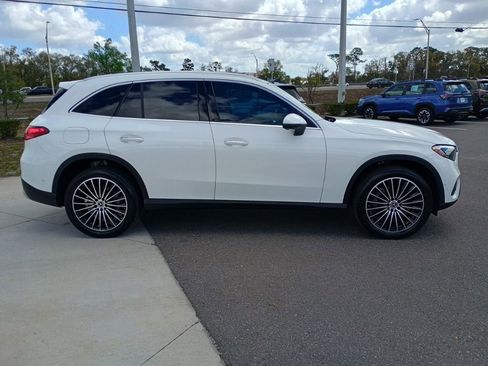 Used 2025 Mercedes-Benz GLC 300 image 4