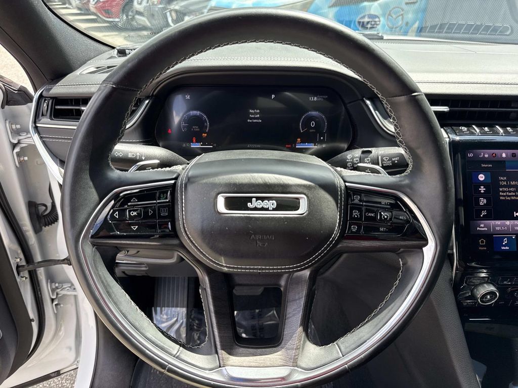 Used 2021 Jeep Grand Cherokee L Overland w/ Luxury Tech Group IV RWD image 43