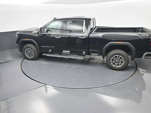 New 2026 GMC Sierra 2500 SLT w/ SLT Premium Package AWD/4WD image 32