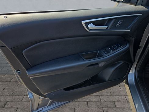 Used 2024 Ford Edge SEL w/ Convenience Package image 10