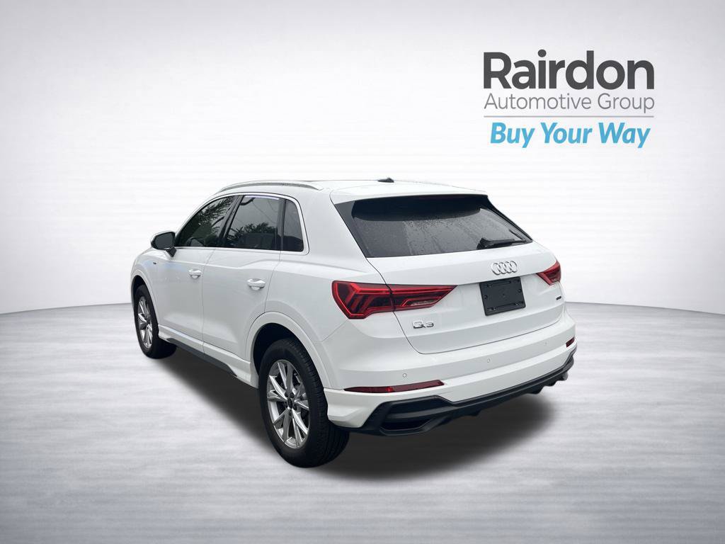 Used 2023 Audi Q3 2.0T Premium w/ Convenience Package AWD/4WD image 7