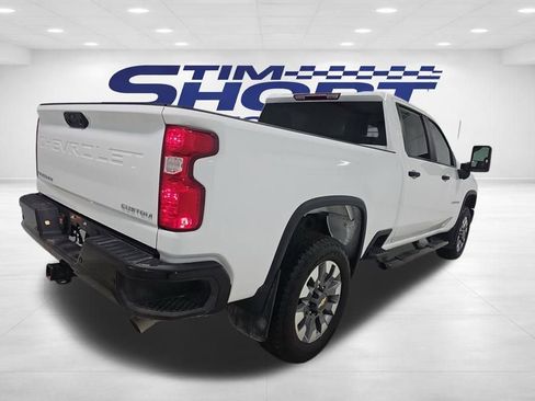 Used 2025 Chevrolet Silverado 2500 Custom w/ Custom Value Package image 4