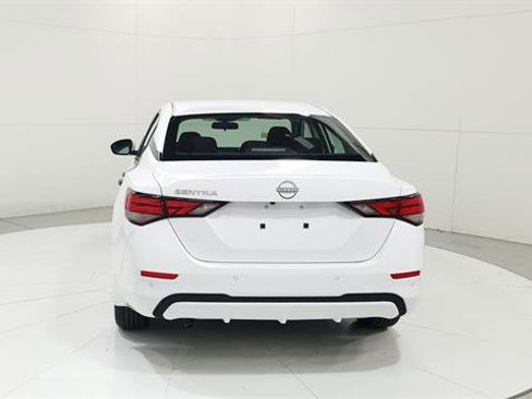 Used 2025 Nissan Sentra S FWD image 7