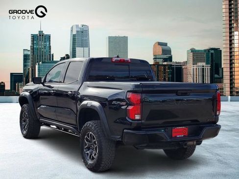 Used 2023 Chevrolet Colorado ZR2 w/ ZR2 Convenience Package III AWD/4WD image 3