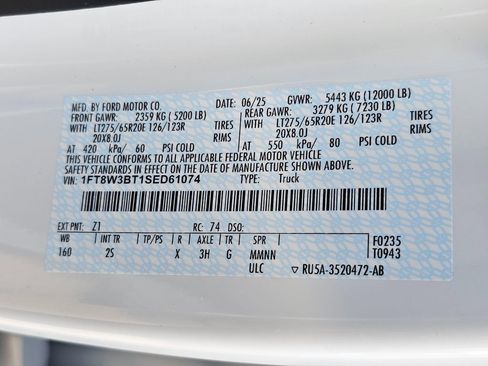 New 2025 Ford F350 XLT w/ Black Appearance Package image 30