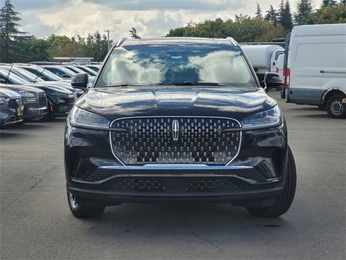 New 2025 Lincoln Aviator Premiere w/ Equipment Group 101A image 3