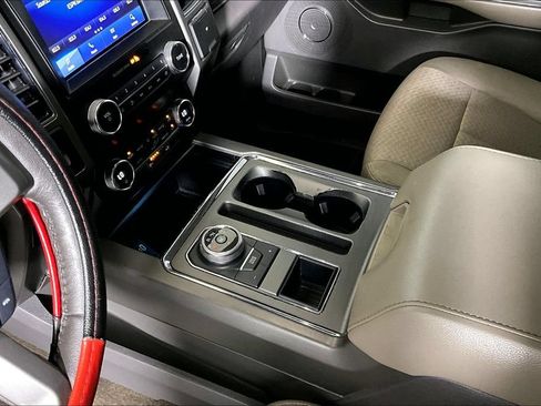 Used 2021 Ford Expedition XLT RWD image 13