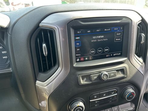 Used 2020 Chevrolet Silverado 1500 Custom w/ Rally Edition image 9