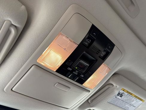 Used 2023 Lexus GX 460 Premium image 23