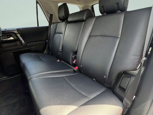 Used 2023 Toyota 4Runner TRD Off-Road Premium w/ Moonroof Package AWD/4WD image 9