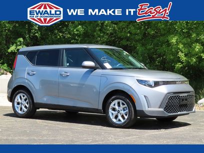 Certified 2025 Kia Soul LX w/ LX Technology Package