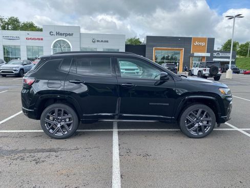 New 2025 Jeep Compass Limited w/ High Altitude Package image 2