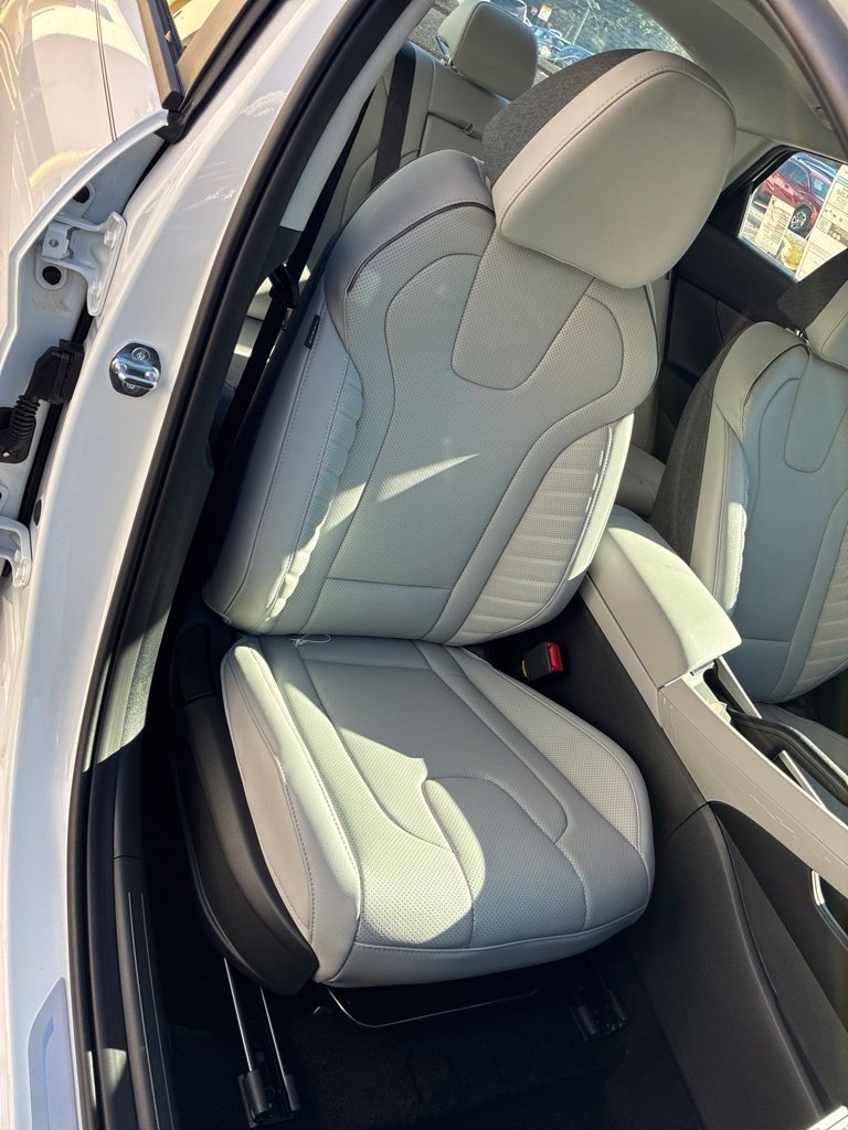 New 2026 Hyundai Elantra SEL Sport FWD image 14