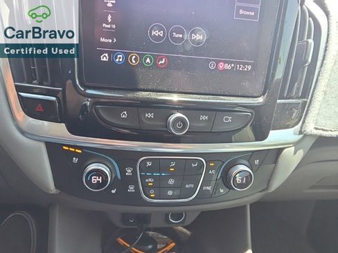 Used 2020 Chevrolet Traverse Premier w/ LPO, Blackout Package AWD/4WD image 21