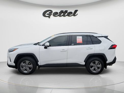Certified 2024 Toyota RAV4 XLE AWD/4WD image 8
