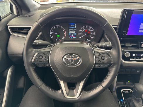 Certified 2024 Toyota Corolla Cross SE image 19