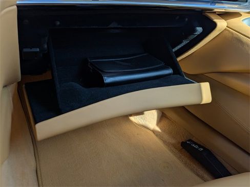 Used 2020 Chevrolet Corvette Stingray Premium Cpe w/ 3LT Preferred Equipment Group image 22