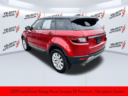 Used 2019 Land Rover Range Rover Evoque SE Premium AWD/4WD image 5