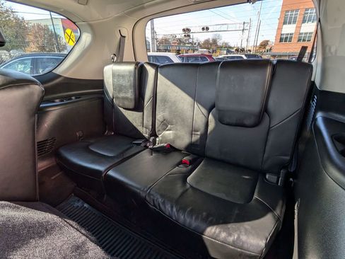 Used 2022 Nissan Armada SV w/ SV Appearance Package image 19