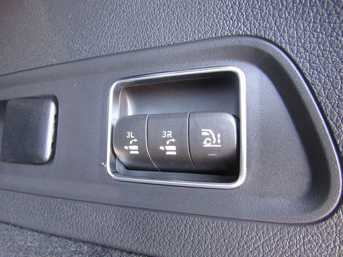 New 2025 Mercedes-Benz GLS 450 4MATIC image 25