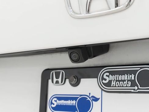 Used 2018 Honda Pilot Elite image 13