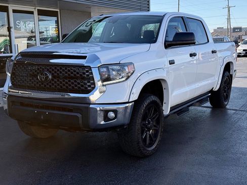 Used 2018 Toyota Tundra SR5 image 4