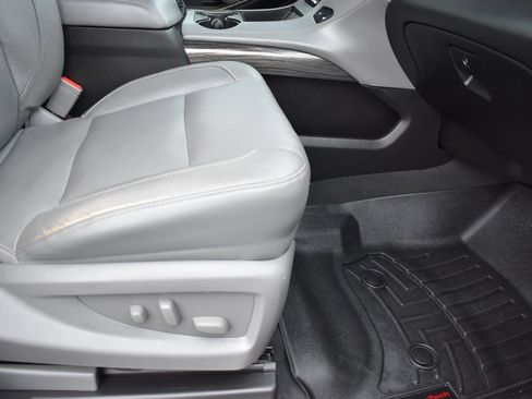 Used 2020 Chevrolet Tahoe LT w/ Luxury Package image 8