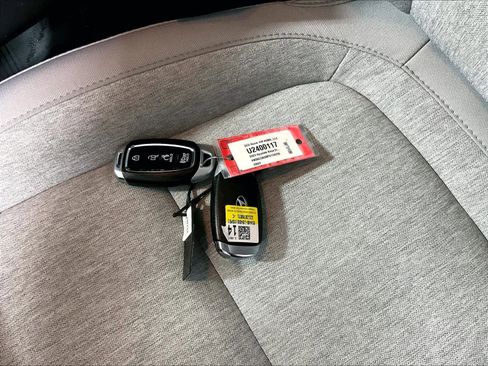 Used 2023 Hyundai Kona SE image 30