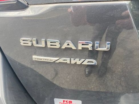 Used 2024 Subaru Outback Premium AWD/4WD image 10