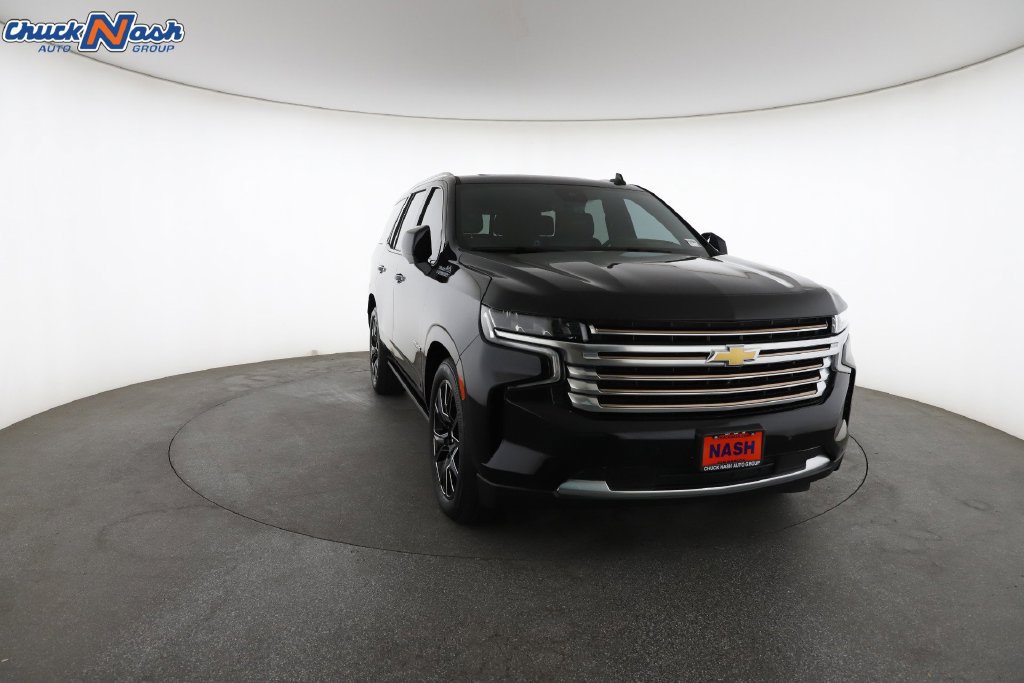 Used 2024 Chevrolet Tahoe High Country AWD/4WD image 3