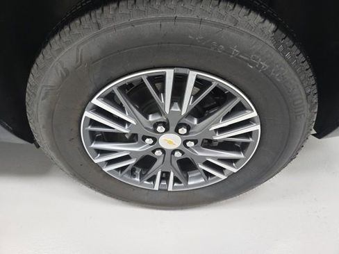 New 2026 Chevrolet Traverse LT w/ Driver Confidence Package image 24