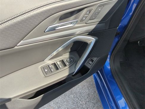 Used 2025 BMW X2 xDrive28i w/ M Sport Package image 18