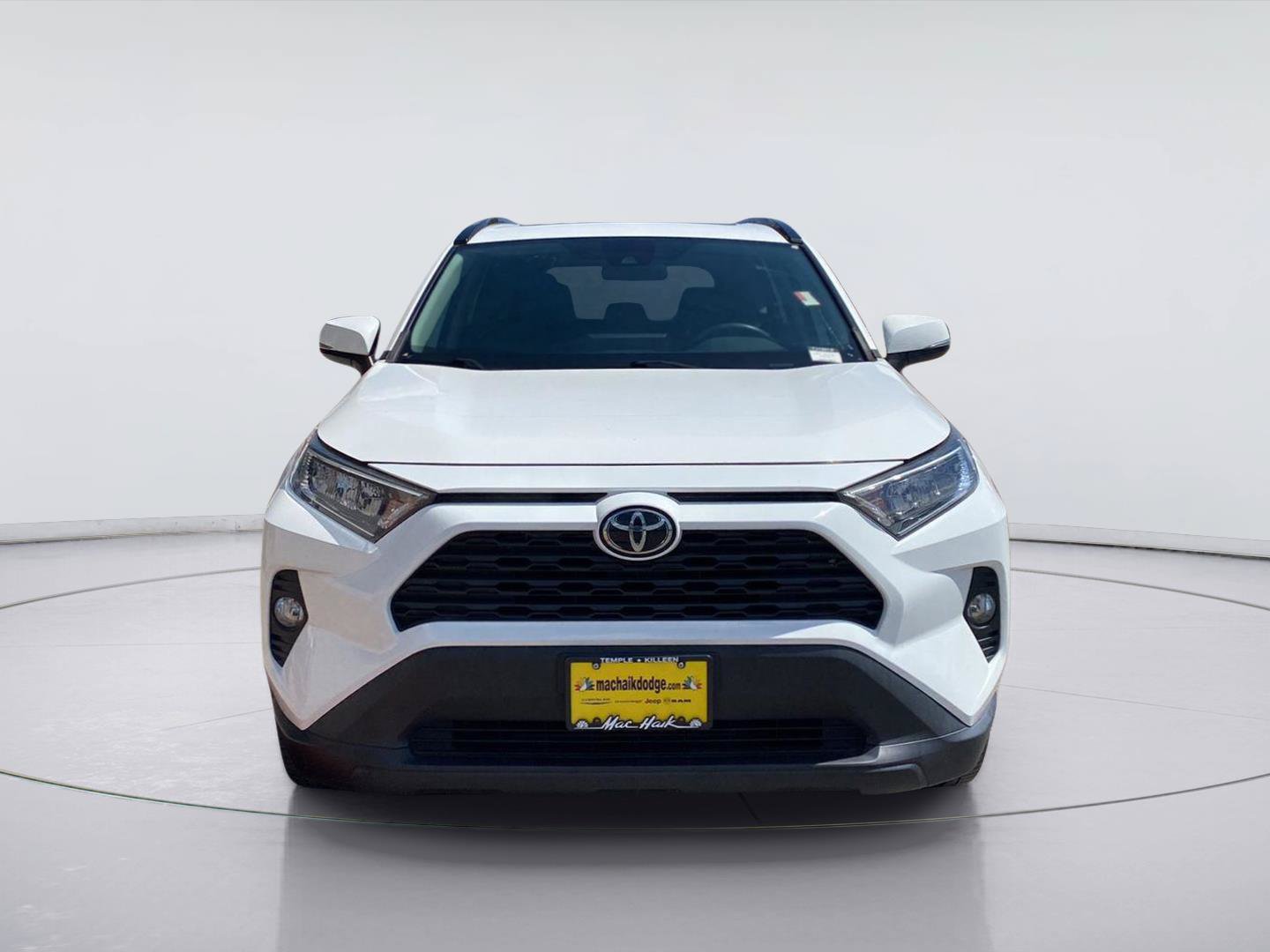Used 2020 Toyota RAV4 XLE Premium FWD image 8