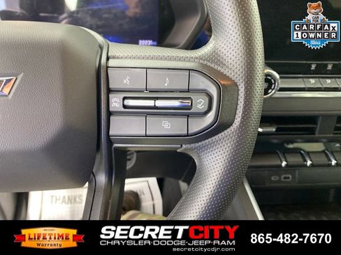 Used 2024 Chevrolet Colorado Trail Boss w/ Advanced Trailering Package AWD/4WD image 15