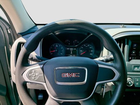 Used 2020 GMC Canyon 2WD Crew Cab w/ Convenience Package image 11