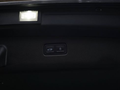 Used 2023 Genesis Electrified GV70 AWD/4WD image 18