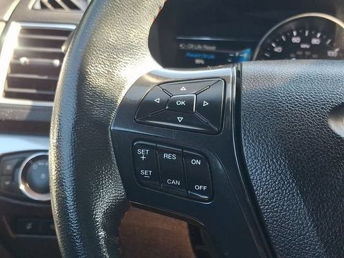 Used 2018 Ford Explorer Sport AWD/4WD image 23