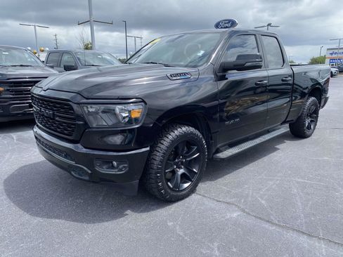 Used 2023 RAM 1500 Big Horn AWD/4WD image 3