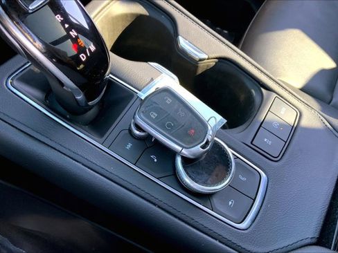 Used 2020 Cadillac XT4 Sport w/ Driver Awareness Package image 11