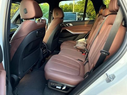 Used 2020 BMW X5 xDrive40i w/ Convenience Package AWD/4WD image 11