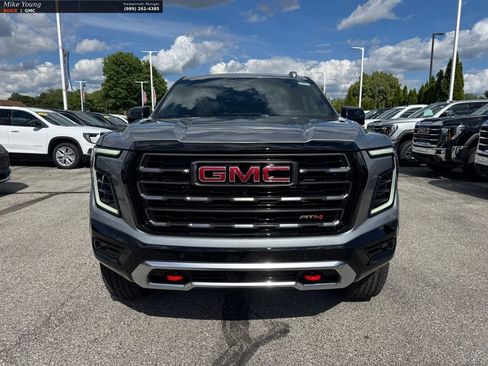 New 2026 GMC Yukon XL AT4 Ultimate AWD/4WD image 9
