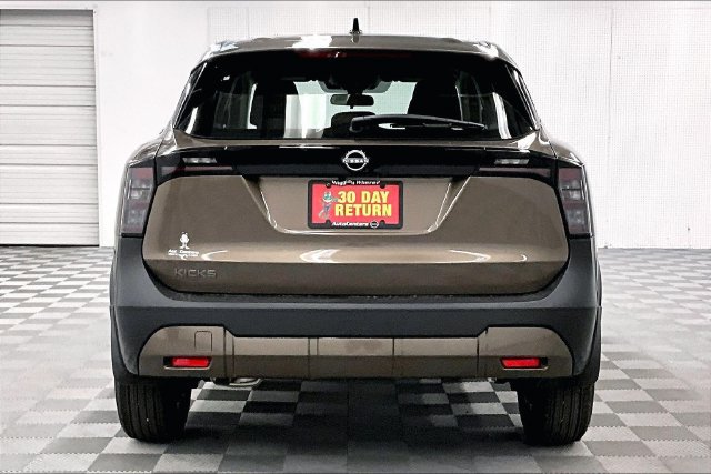 New 2027 Nissan Kicks S FWD image 5