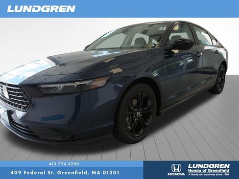 Used 2025 Honda Accord SE image 3