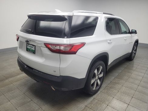 Used 2018 Chevrolet Traverse LT AWD/4WD image 9