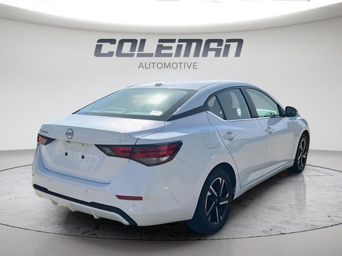Used 2024 Nissan Sentra SV FWD image 3
