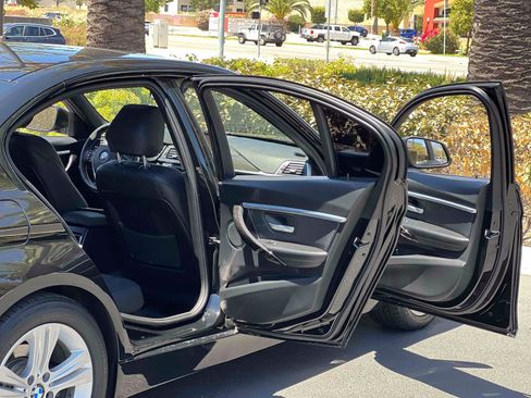 Used 2018 BMW 330i Sedan RWD image 70