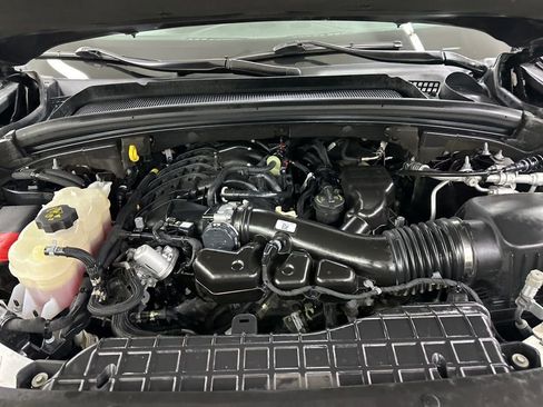 Used 2022 Jeep Grand Cherokee L Limited w/ Luxury Tech Group II image 18